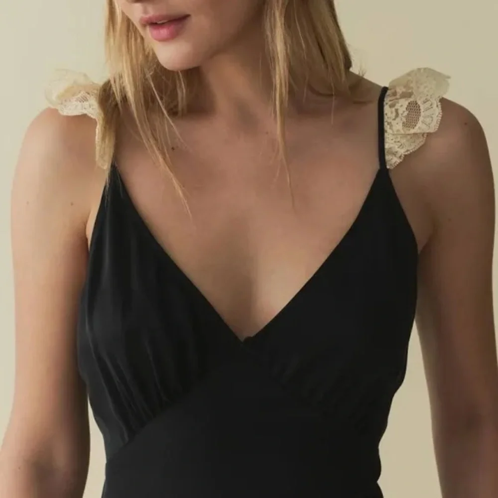 Doen Claire Dress Black Silk Bias Cut Lace Flutter Sleeve NWT - Picture 3 of 10